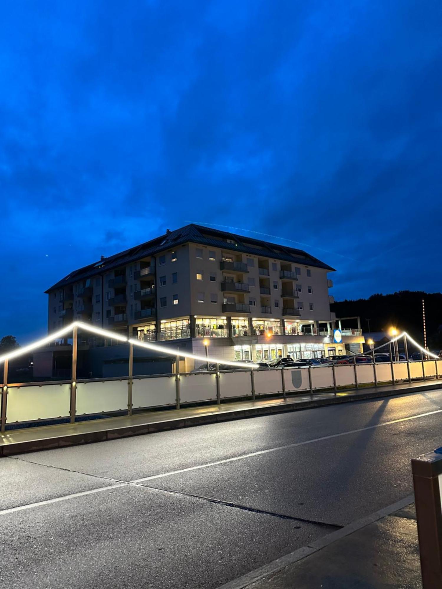 Apartman Eva, Moderan Stan U Srcu Zagorja Krapina Exterior photo